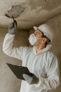 Asbest inventarisatie verplicht: wetgeving, kosten en stappenplan 2025