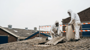 Wanneer moet asbest verwijderd zijn? Actuele regels (2026) - illustratie